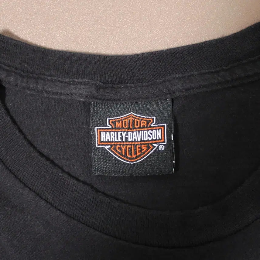 [BUNJANG] Harley-Davidson Classic Bike Graphic T-shirt / Harley-Davidson 할리 데이비슨 클래식 바이크 그래픽 반팔