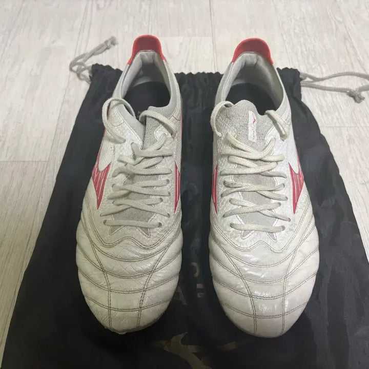 [BUNJANG] Mizuno Morelia Neo 4 Beta Japan Soccer Cleats / 미즈노 모렐리아 네오4 베타 재팬 265