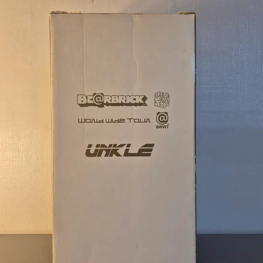 [BUNJANG] Bearbrick UNKLE x Futura 400% (BWWT Limited Edition) / 베어브릭 400% UNKLE x Futura (BWWT 한정판