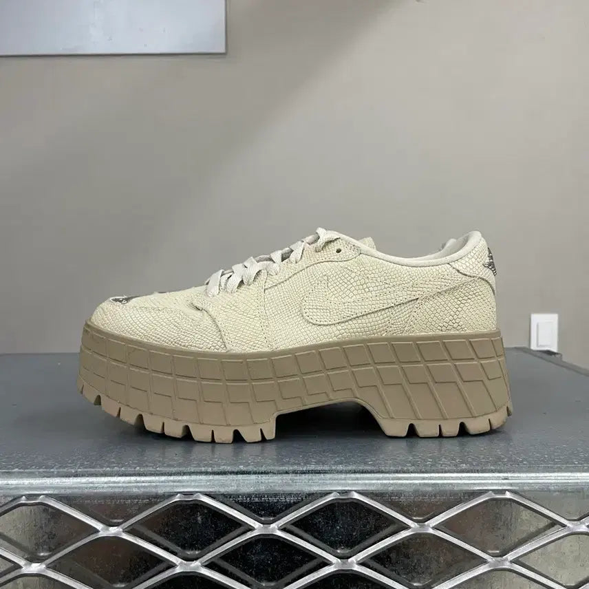 [SOLD OUT] 나이키 에어조던1 브루클린 로우 W260 (gr-4021)