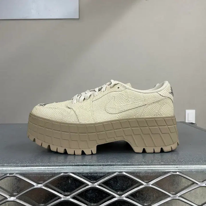 [SOLD OUT] 나이키 에어조던1 브루클린 로우 W260 (gr-4021)