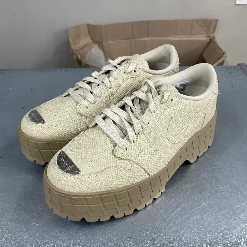 [SOLD OUT] 나이키 에어조던1 브루클린 로우 W260 (gr-4021)