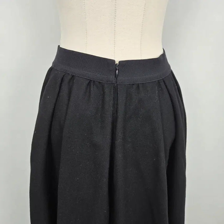 [BUNJANG] SJSJ Cashmere Blend Black Flare Long Skirt / 0935.SJSJ 캐시블랜딩 24SS 블랙 플레어 롱 스커트 64