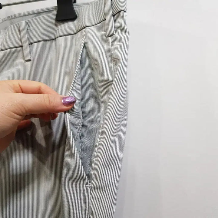 [BUNJANG] Uniqlo Striped Classic Straight Leg Pants / 유니클로 스트라이프 클래식 일자 바지 남35 Q13