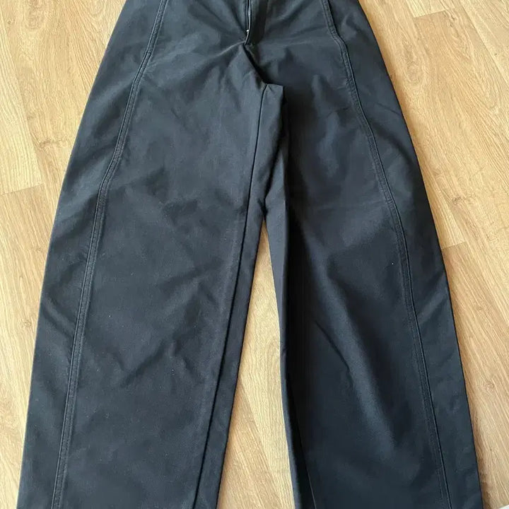 [BUNJANG] Uniqlo Jersey Barrel Pants / 유니클로 저지배럴 팬츠