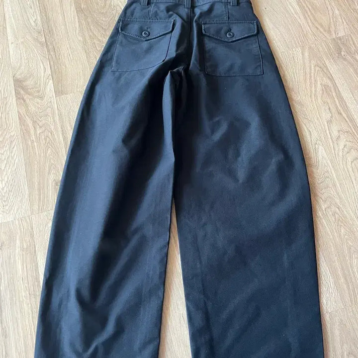 [BUNJANG] Uniqlo Jersey Barrel Pants / 유니클로 저지배럴 팬츠