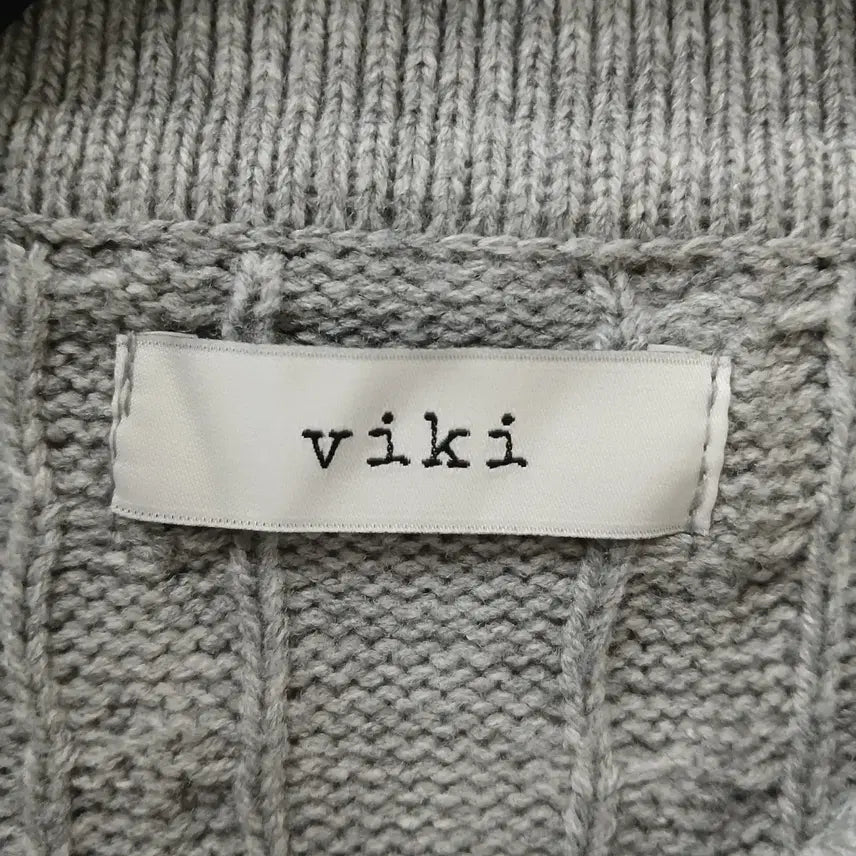 [BUNJANG] VIKI Cable Knit Zip-up Cardigan Grey / viki 케이블 니트 집업 가디건 그레이