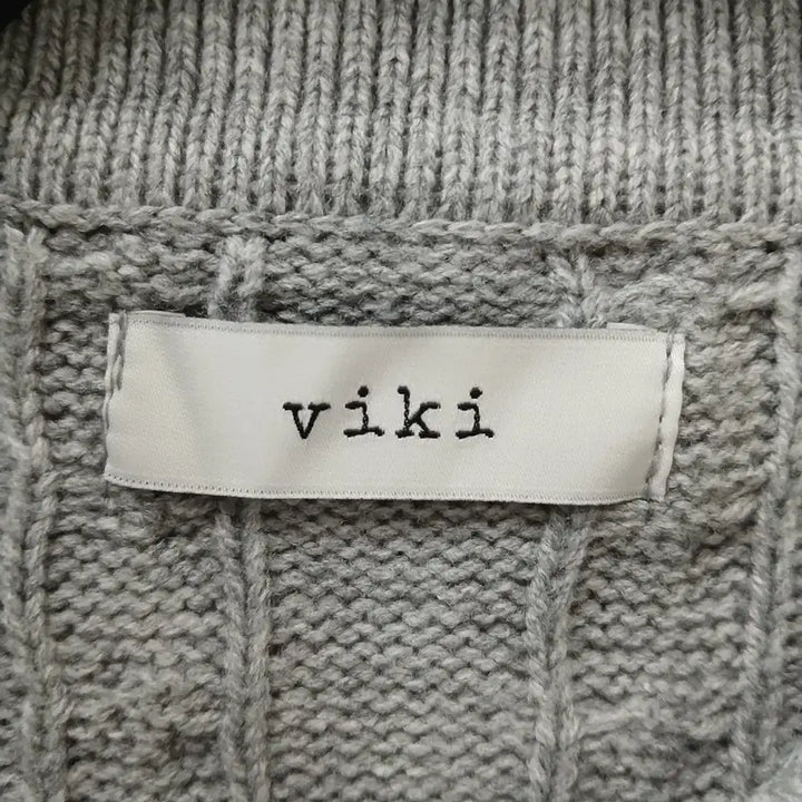 [BUNJANG] VIKI Cable Knit Zip-up Cardigan Grey / viki 케이블 니트 집업 가디건 그레이