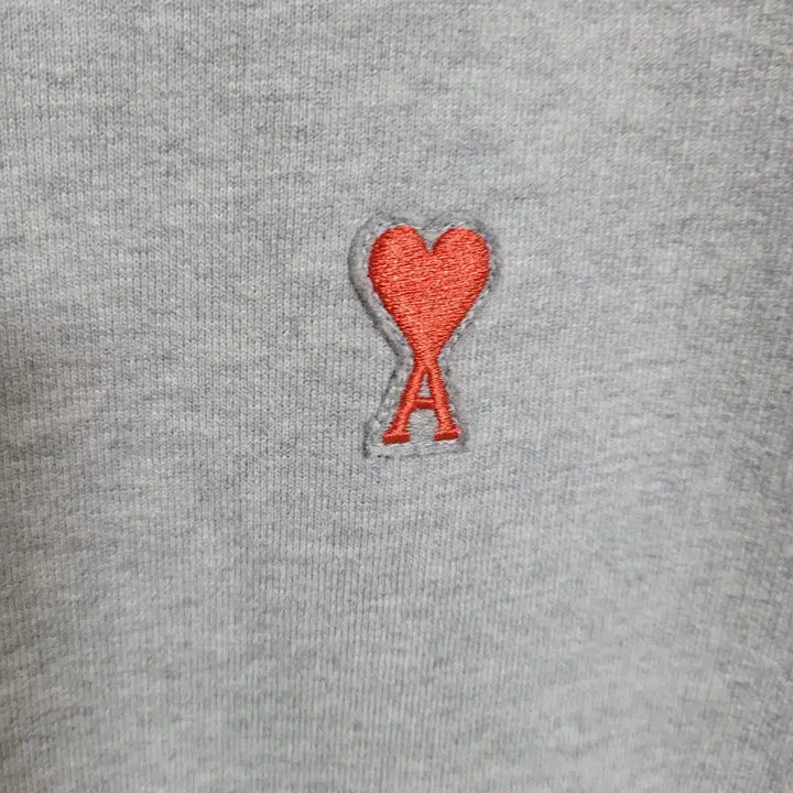 [BUNJANG] Ami Gray Heart Embroidery Sweatshirt / [S] 아미 그레이 하트자수 맨투맨