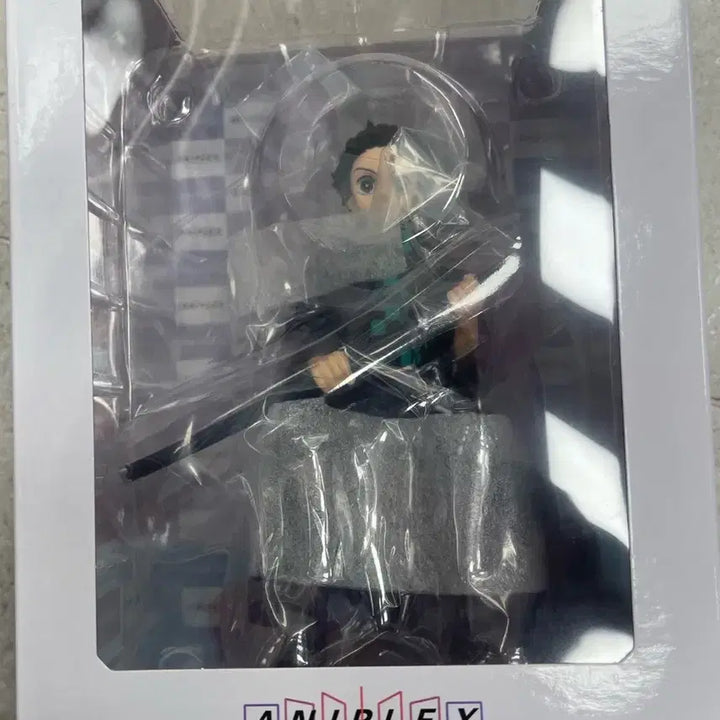 [BUNJANG] Aniplex Kamado Tanjirou Non-Scale Figure / (미개봉)귀멸의 칼날 애니플렉스 카마도 탄지로 논스케일