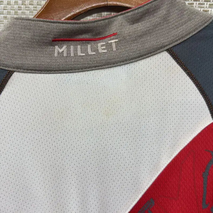 [BUNJANG] Millet Outdoor Embroidered Logo Half-Zip Long Sleeve Shirt / 밀레 아웃도어 자수로고 반집업 긴팔티 100 A07749