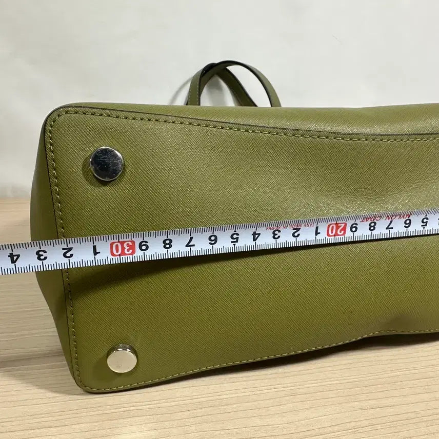 [BUNJANG] Michael Kors Saffiano Leather Tote Bag Olive / 마이클코어스 사피아노 토트백 올리브색