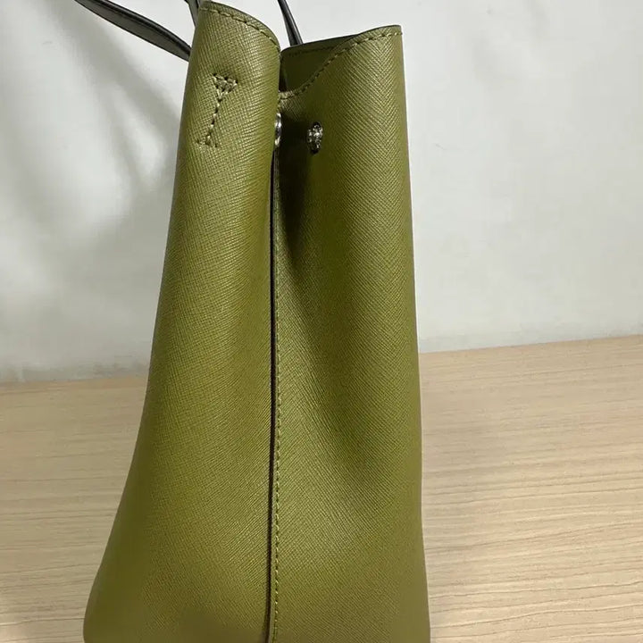 [BUNJANG] Michael Kors Saffiano Leather Tote Bag Olive / 마이클코어스 사피아노 토트백 올리브색