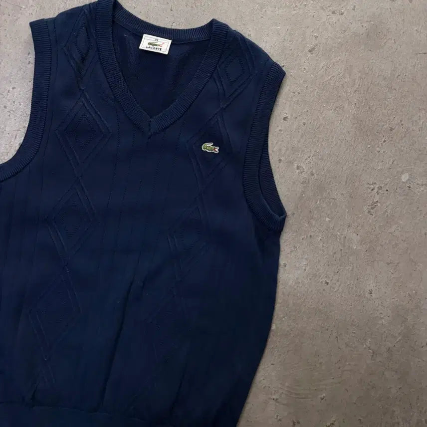 [BUNJANG] Lacoste Knit Vest / 라코스테 니트 조끼[2249]