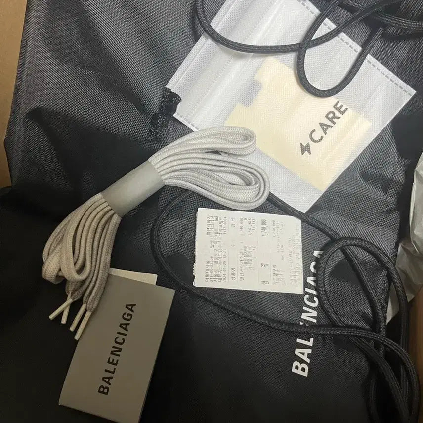 [BUNJANG] Balenciaga Cargo Sneakers White Gray (Size 44) / 발렌시아가 카고 스니커즈 화이트 그레이(44)
