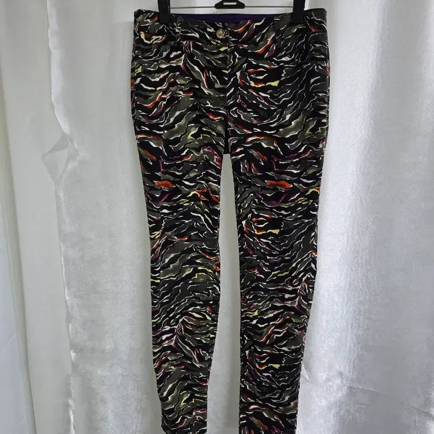 [BUNJANG] Benetton Patterned Slim Fit Women&