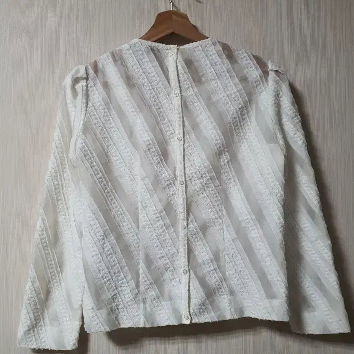 [BUNJANG] Maje Organza Detail Blouse - Size 1 / 마쥬 maje 오간자 디테일 블라우스 1 사이즈  정품