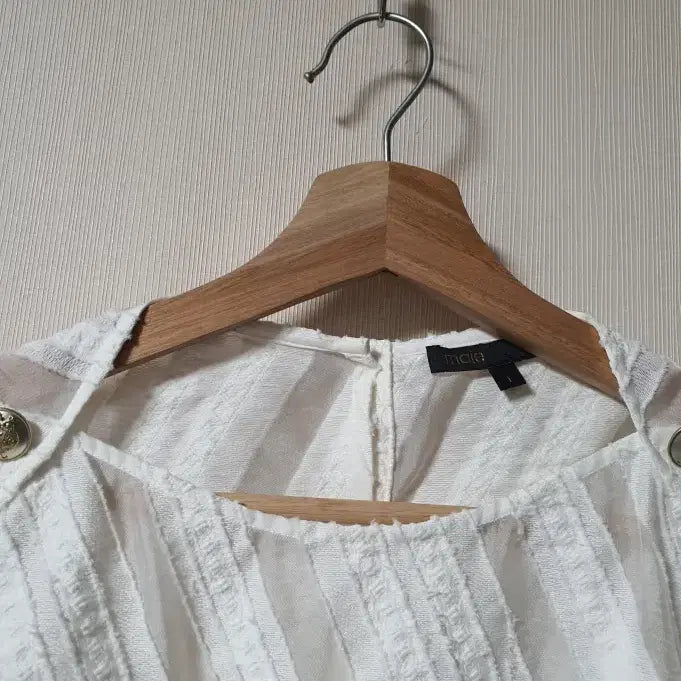 [BUNJANG] Maje Organza Detail Blouse - Size 1 / 마쥬 maje 오간자 디테일 블라우스 1 사이즈  정품