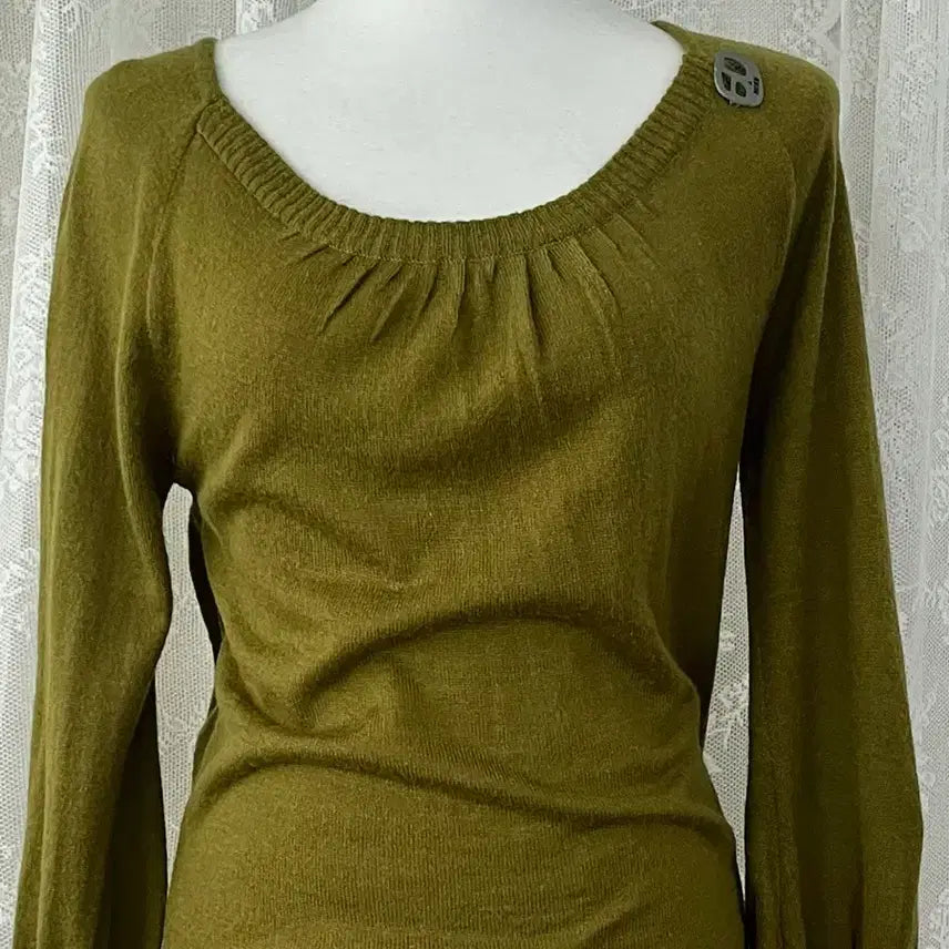 [BUNJANG] MISS SIXTY Slim Fit Knit Olive / M) 미스식스티 슬림핏 니트 올리브