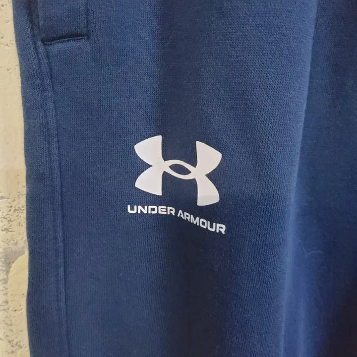 [BUNJANG] Under Armour Navy Training Pants XL / 언더아머 네이비 트레이닝 바지 XL