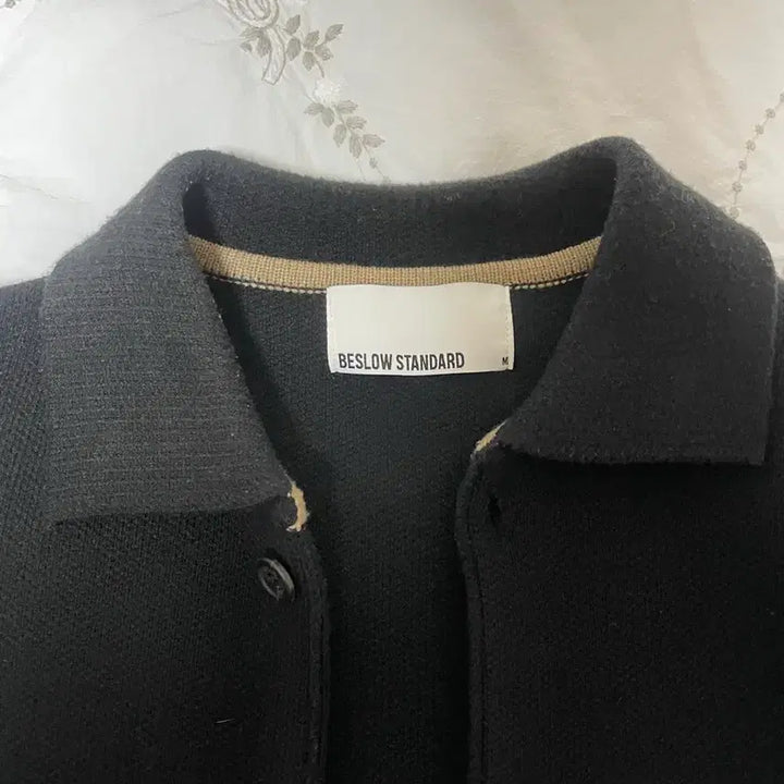 [BUNJANG] Beslow Black Cardigan / 비슬로우 카라 가디건