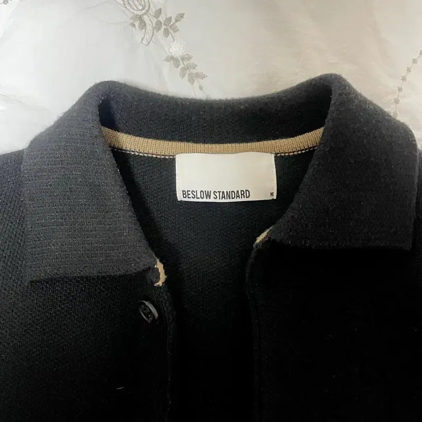 [BUNJANG] Beslow Black Cardigan / 비슬로우 카라 가디건