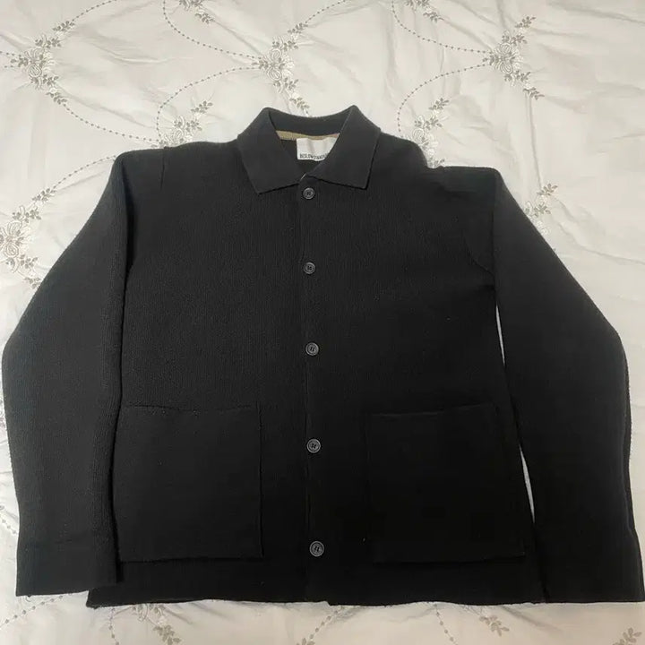 [BUNJANG] Beslow Black Cardigan / 비슬로우 카라 가디건
