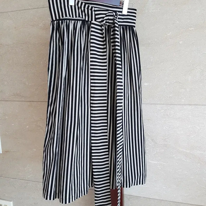 [BUNJANG] HELIMA Striped Flare Skirt / 스트라이프 랩스커트 플레어스커트 HELIMA 새상품