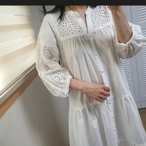 [BUNJANG] The Edge Eyelet Punching White Long Dress / 새상품)더엣지 아일렛 펀칭 화이트 원피스 ( 착샷잇음)