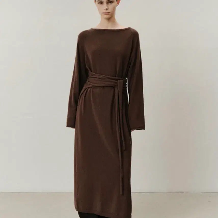 [BUNJANG] Mohan TVF Merino Wool Tie Knit Dress / 모한 TVF MERINO WOOL TIE KNIT DRESS 브라운