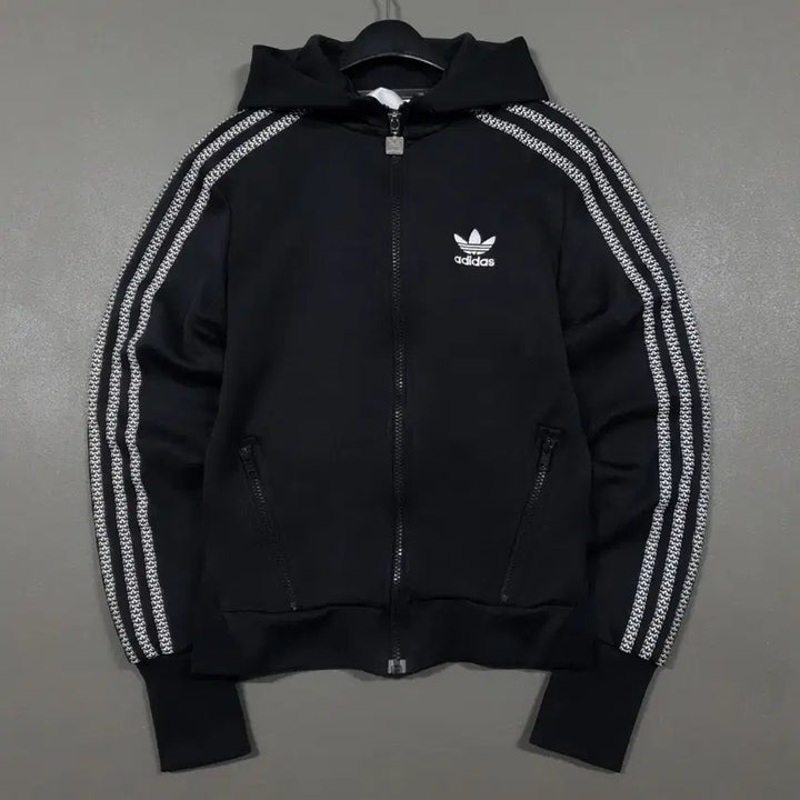 [BUNJANG] Adidas Firebird Track Top Hooded Jersey Black / 85) 아디다스 희귀 대장급 유로파 파이어버드 트랙탑 후드 져지 블랙