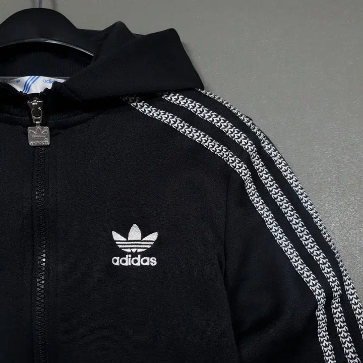 [BUNJANG] Adidas Firebird Track Top Hooded Jersey Black / 85) 아디다스 희귀 대장급 유로파 파이어버드 트랙탑 후드 져지 블랙
