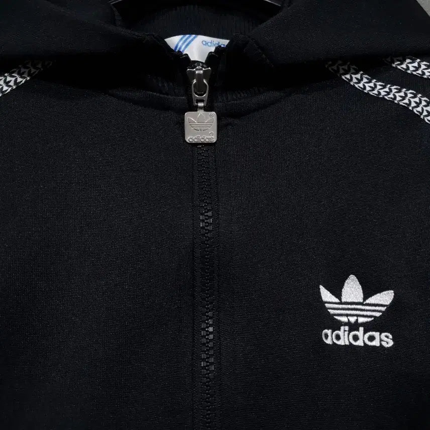 [BUNJANG] Adidas Firebird Track Top Hooded Jersey Black / 85) 아디다스 희귀 대장급 유로파 파이어버드 트랙탑 후드 져지 블랙