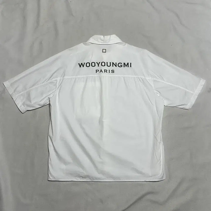 [SOLD OUT] 우영미 화이트 코튼 반팔 셔츠