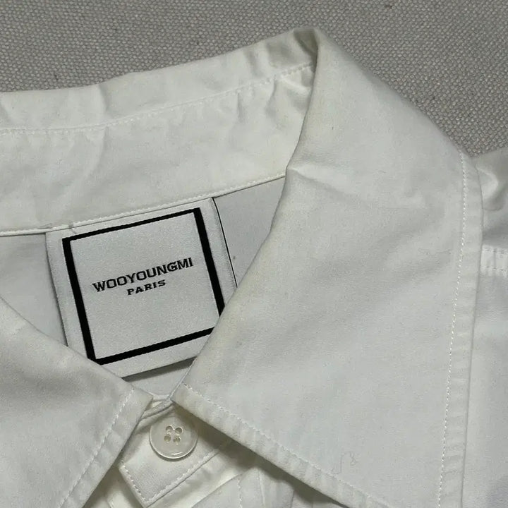 [SOLD OUT] 우영미 화이트 코튼 반팔 셔츠