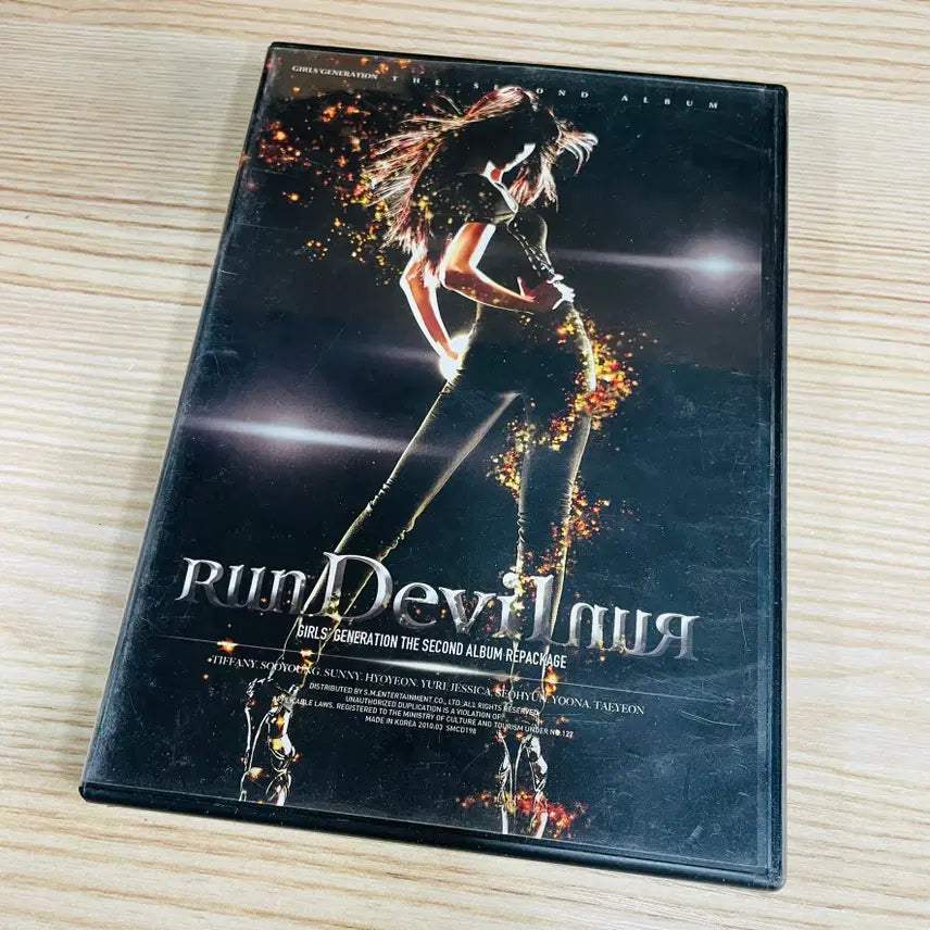 [SOLD OUT] [중고음반/CD] 소녀시대 2집 리패키지 Run Devil Run