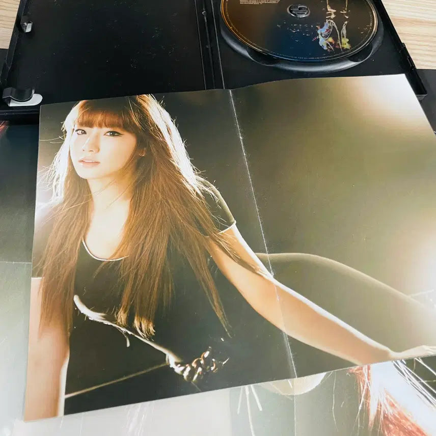 [SOLD OUT] [중고음반/CD] 소녀시대 2집 리패키지 Run Devil Run