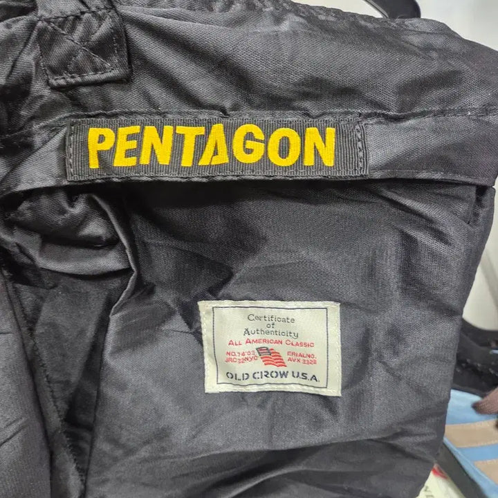 [BUNJANG] Pentagon Black Helmet Bag Tote Bag / 펜타곤 블랙 헬멧백 토트백