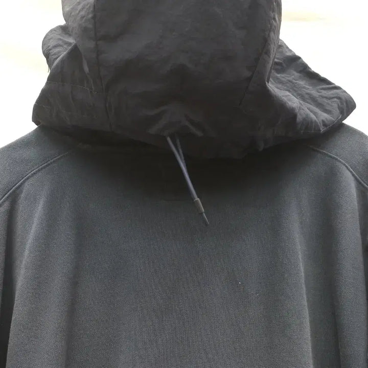 [BUNJANG] Outstanding Nylon Docking Oversized Hoodie (Navy) / 아웃스탠딩 나일론 도킹 오버핏 후드  (남 110)