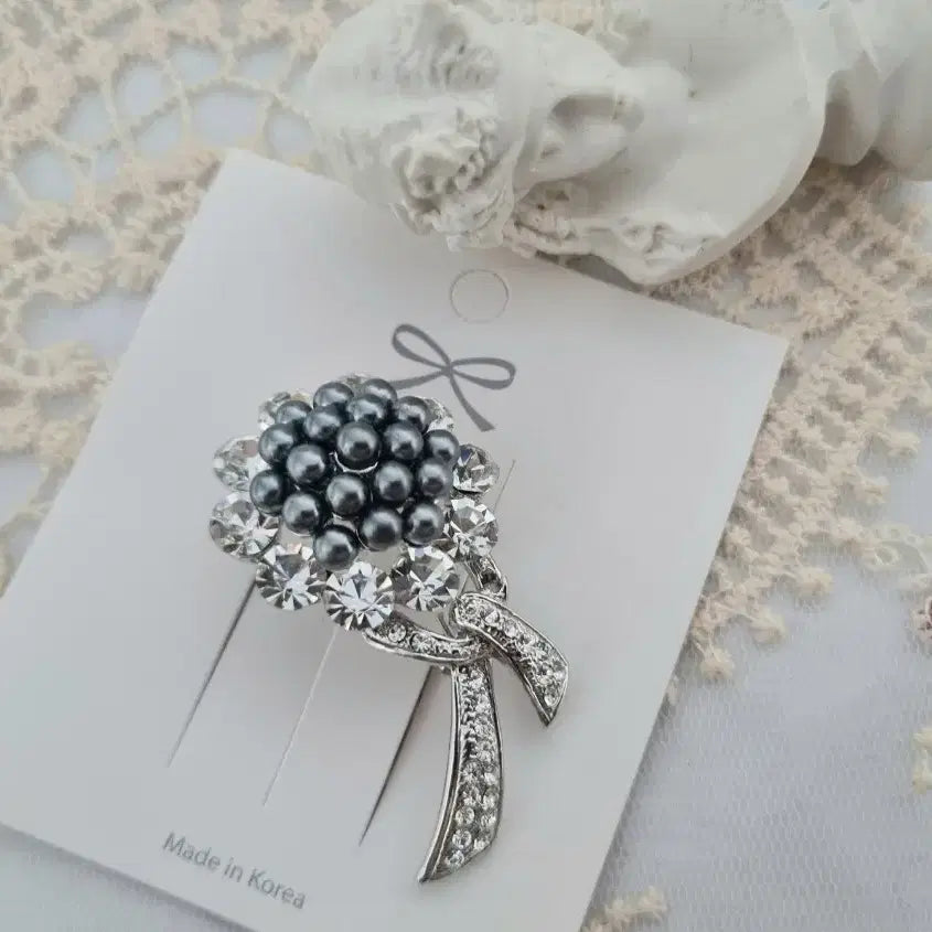 [BUNJANG] Pearl and Cubic Zirconia Brooch / 진주/큐빅 브로치(새상품)
