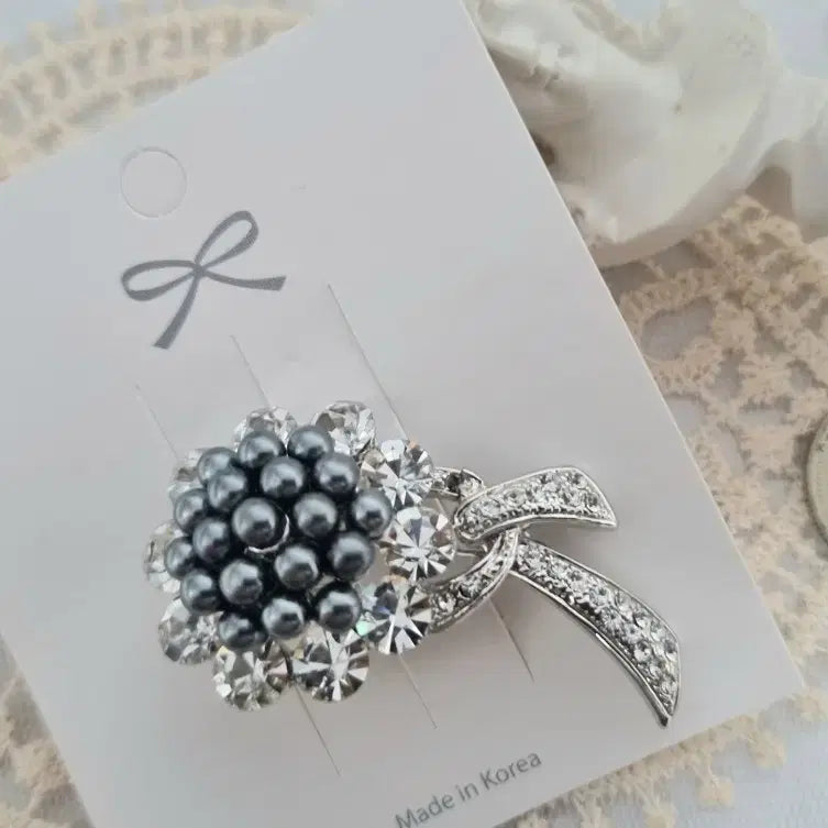 [BUNJANG] Pearl and Cubic Zirconia Brooch / 진주/큐빅 브로치(새상품)