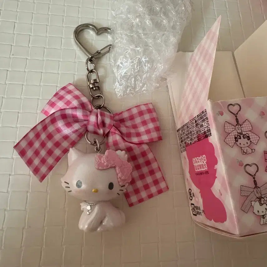 [BUNJANG] Charmmykitty My Melody Secret Charm / 챠미키티 마이퍼베이비 시크릿 키링
