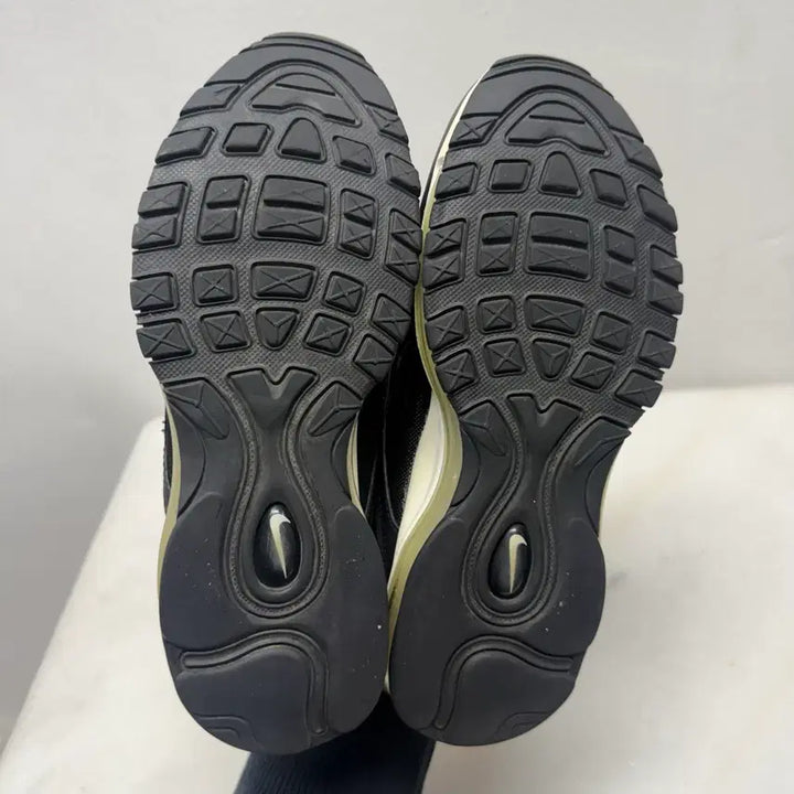 [BUNJANG] Nike Air Max 97 Sneakers / (250)나이키 운동화 에어맥스97