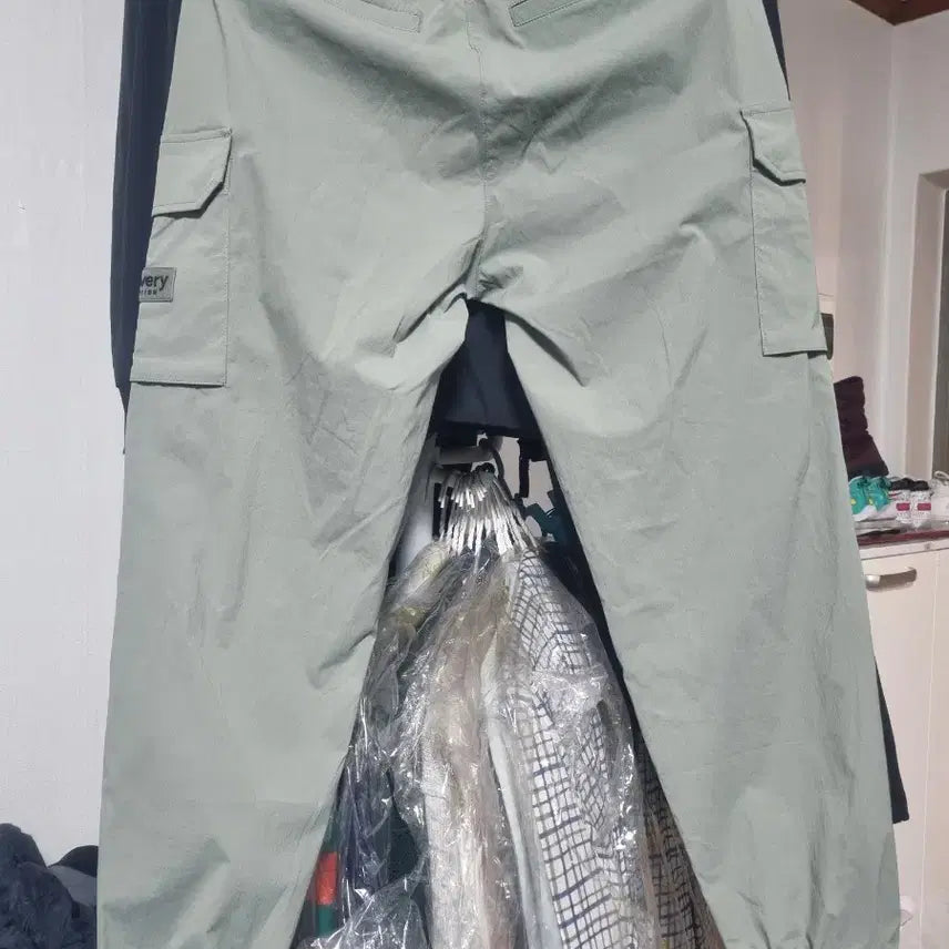 [BUNJANG] Discovery Cargo Jogger Pants Green / (새옷 수준)디스커버리 카고 조거팬츠 그린 26~30사이즈