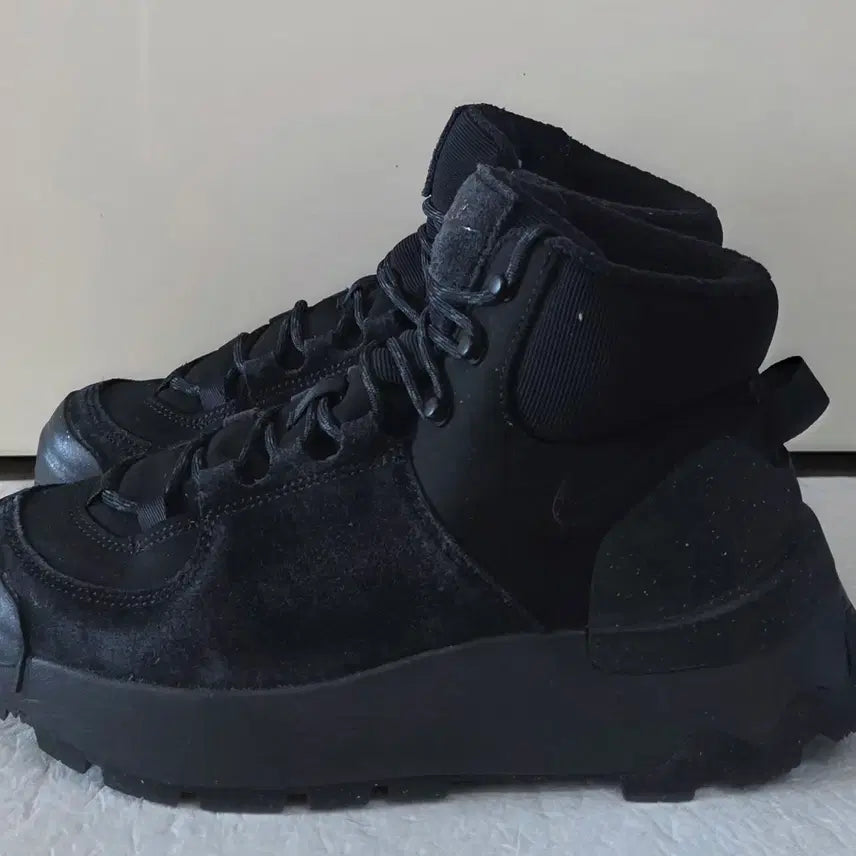 [BUNJANG] Nike City Classic Boots Triple Black / [250] 나이키 시티 클래식 부츠 트리플블랙