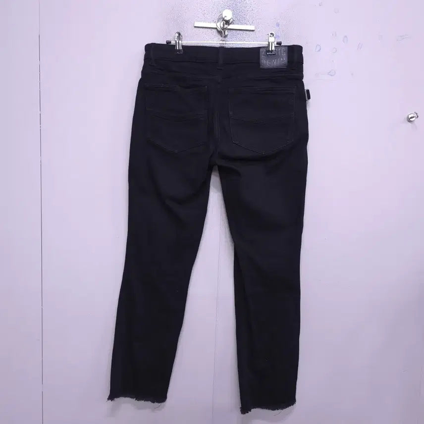 [SOLD OUT] 쟈딕앤볼테르) 여성 아바 프레이드 블랙진-28