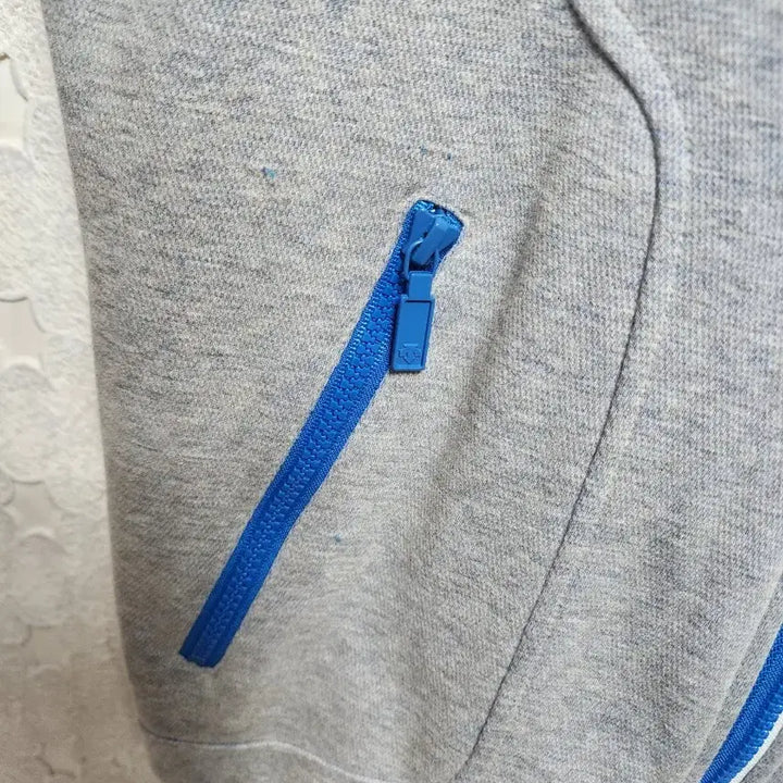 [BUNJANG] Descente Unisex Hooded Vest Zip-Up 95 / 데상트 후드조끼집업 공용95