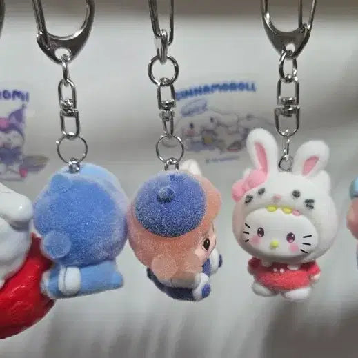 [BUNJANG] Character Figure Keyring Collection: Crayon Shin-chan, Hello Kitty, Doraemon / 캐릭터 피규어키링 모음 짱구 키티 도라에몽 등등