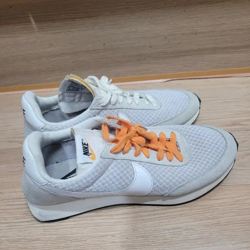 [BUNJANG] Nike Tailwind 79 Sneakers / 나이키 테일원드79 265