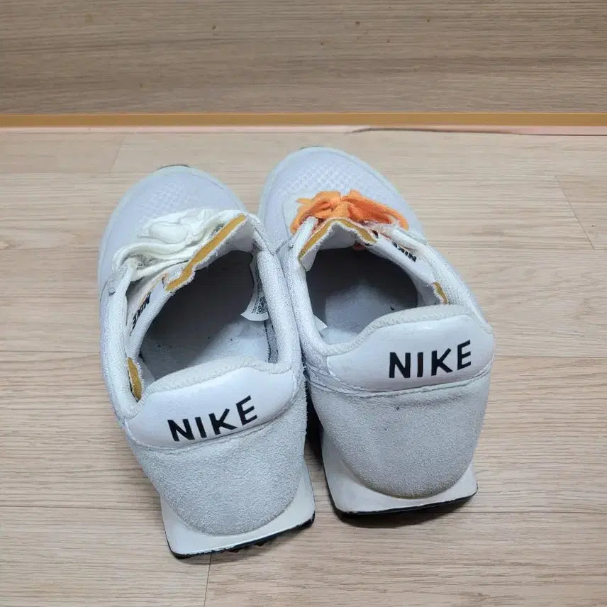 [BUNJANG] Nike Tailwind 79 Sneakers / 나이키 테일원드79 265